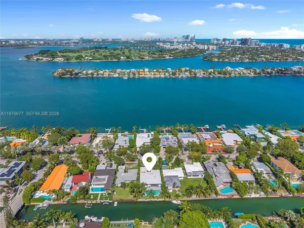 $4,940,000 | 1540 Cleveland Road, Miami Beach, FL 33141