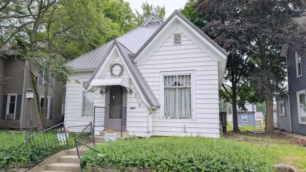 $170,000 | 316 West Wiley Avenue, Bluffton, IN 46714