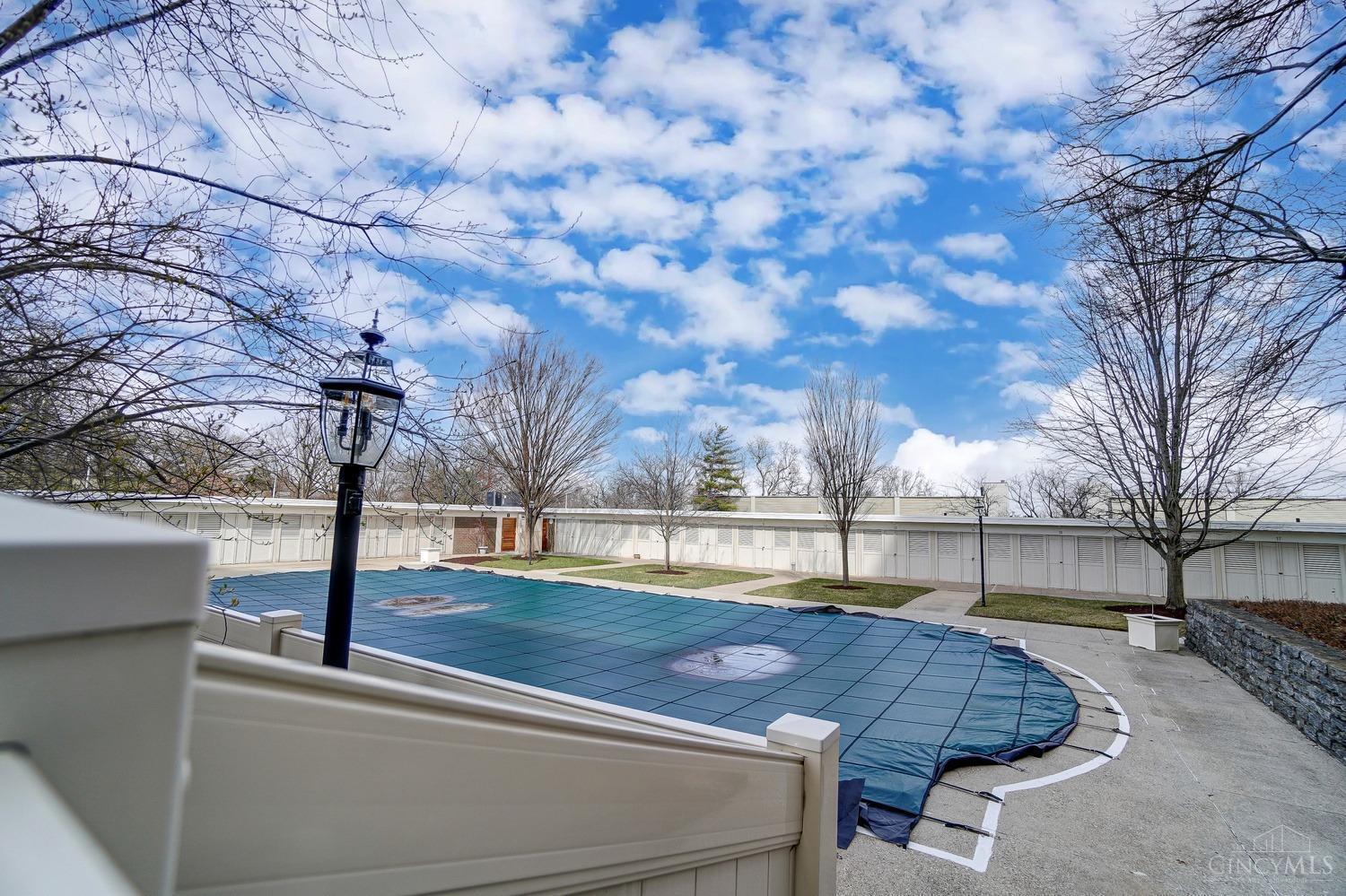 2444 Madison Road, Unit 202B Cincinnati, OH 45208 - Photo 30 of 34