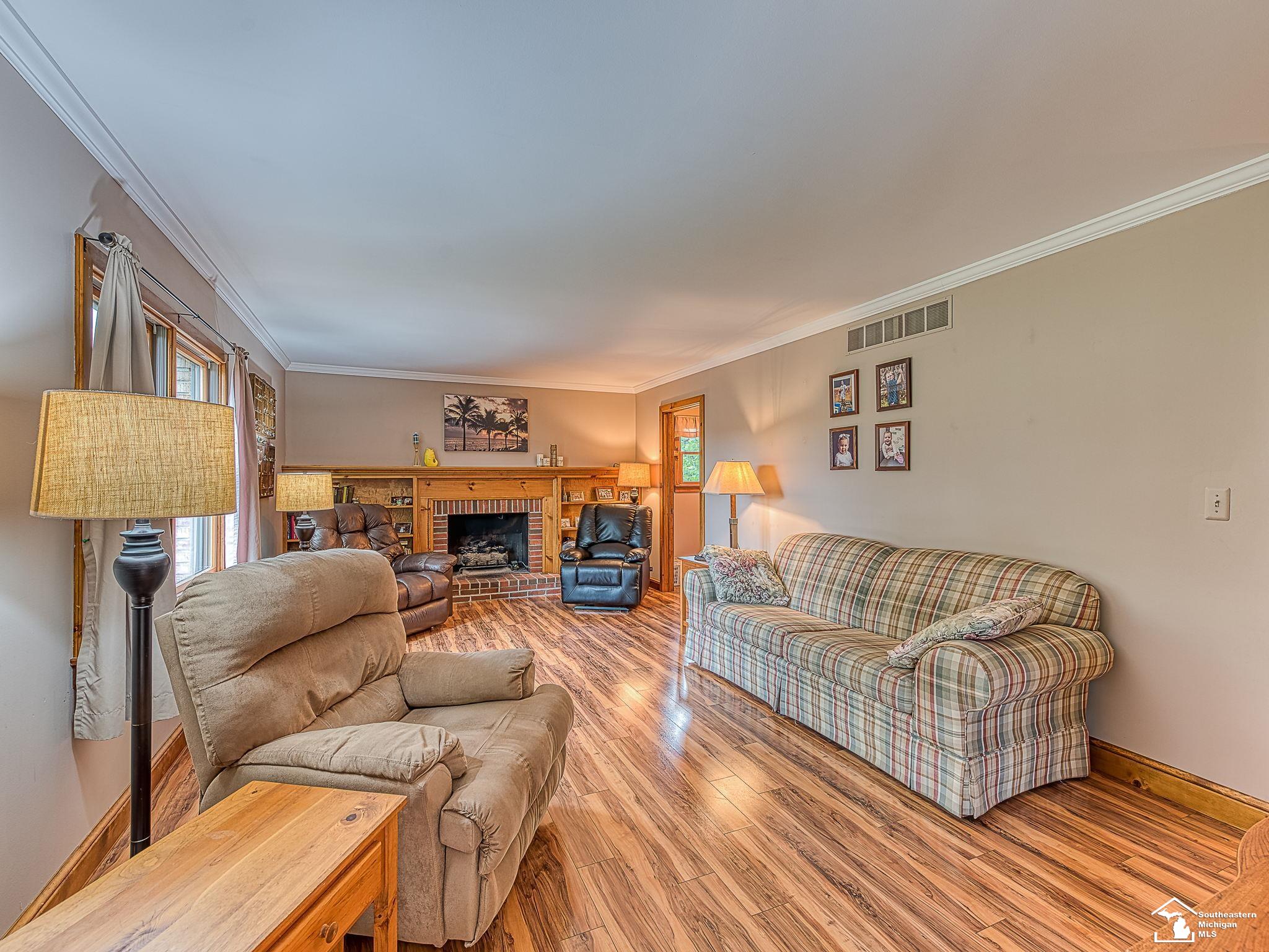 13296 Grafton Road Carleton, MI 48117 - Photo 11 of 44 Gallery Image 11