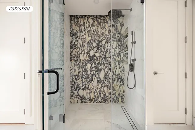 $1,525,000 | 755 Washington Avenue, Unit 5B | Crown Heights