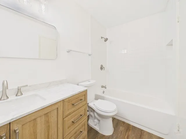 $1,650 | 1305 Hollow Creek Drive, Unit 4, Austin, TX 78704