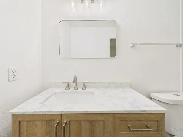 $1,650 | 1305 Hollow Creek Drive, Unit 4, Austin, TX 78704