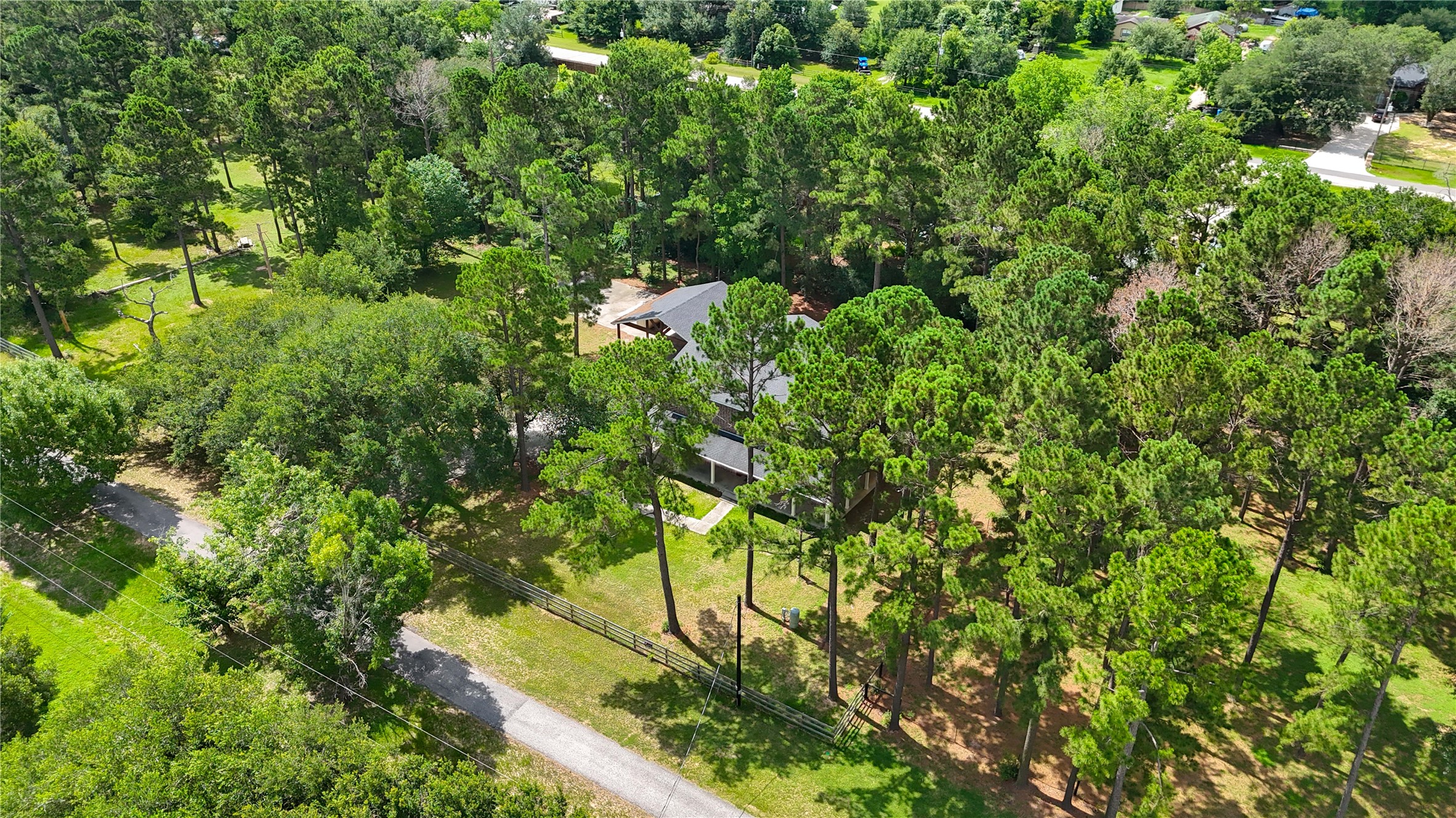 20531 Faye Tomball, TX 77377 - Photo 2 of 43 a view of a tree