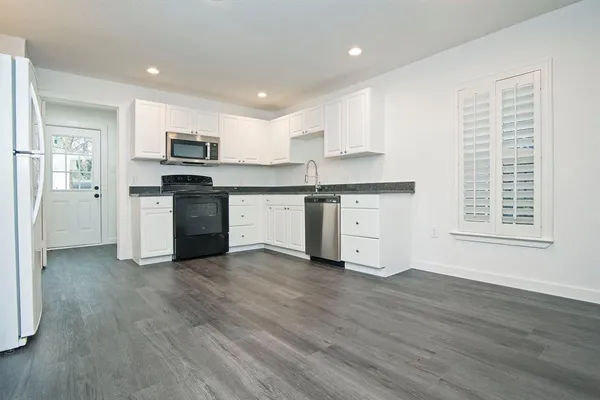 $265,000 | 305 College Street, Farmersville, TX 75442