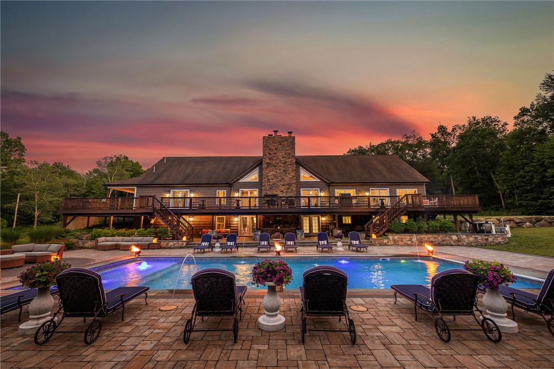 785 Danielson Pike Scituate, RI 02857 - Photo 2 of 50