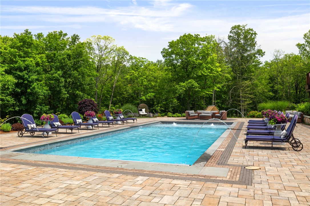 785 Danielson Pike Scituate, RI 02857 - Photo 36 of 50