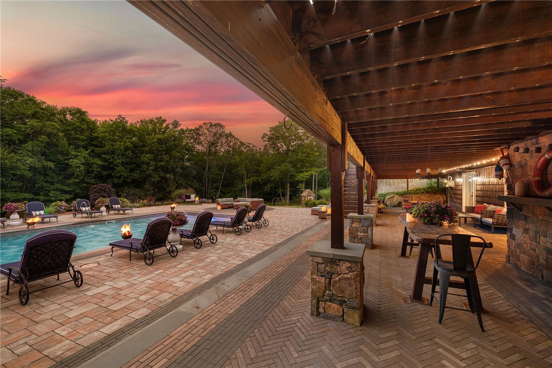 785 Danielson Pike Scituate, RI 02857 - Photo 41 of 50