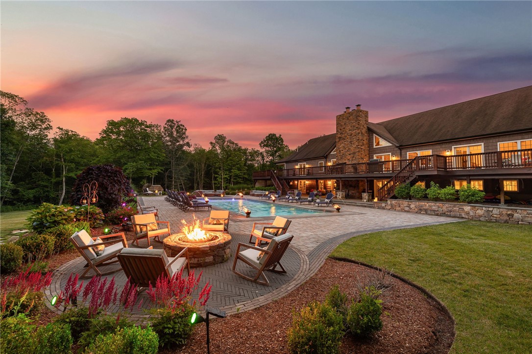 785 Danielson Pike Scituate, RI 02857 - Photo 44 of 50