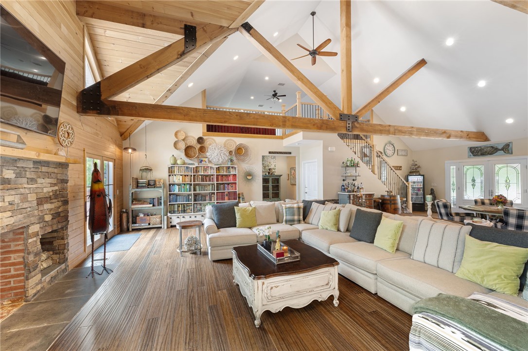 785 Danielson Pike Scituate, RI 02857 - Photo 5 of 50