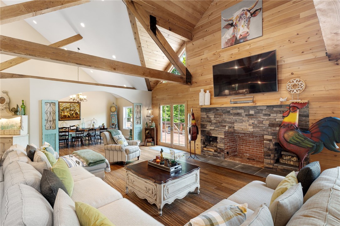 785 Danielson Pike Scituate, RI 02857 - Photo 7 of 50