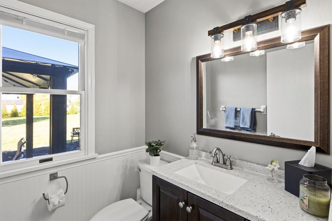 950 Meadow Ridge Lane Webster, NY 14580 - Photo 14 of 25