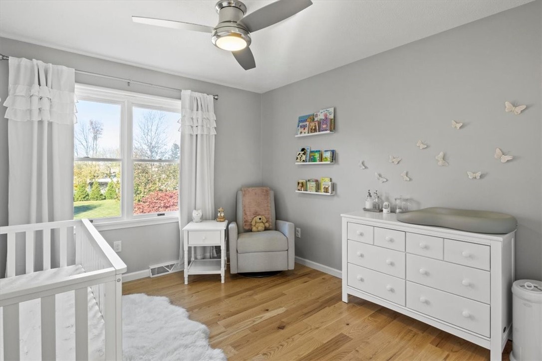 950 Meadow Ridge Lane Webster, NY 14580 - Photo 17 of 25