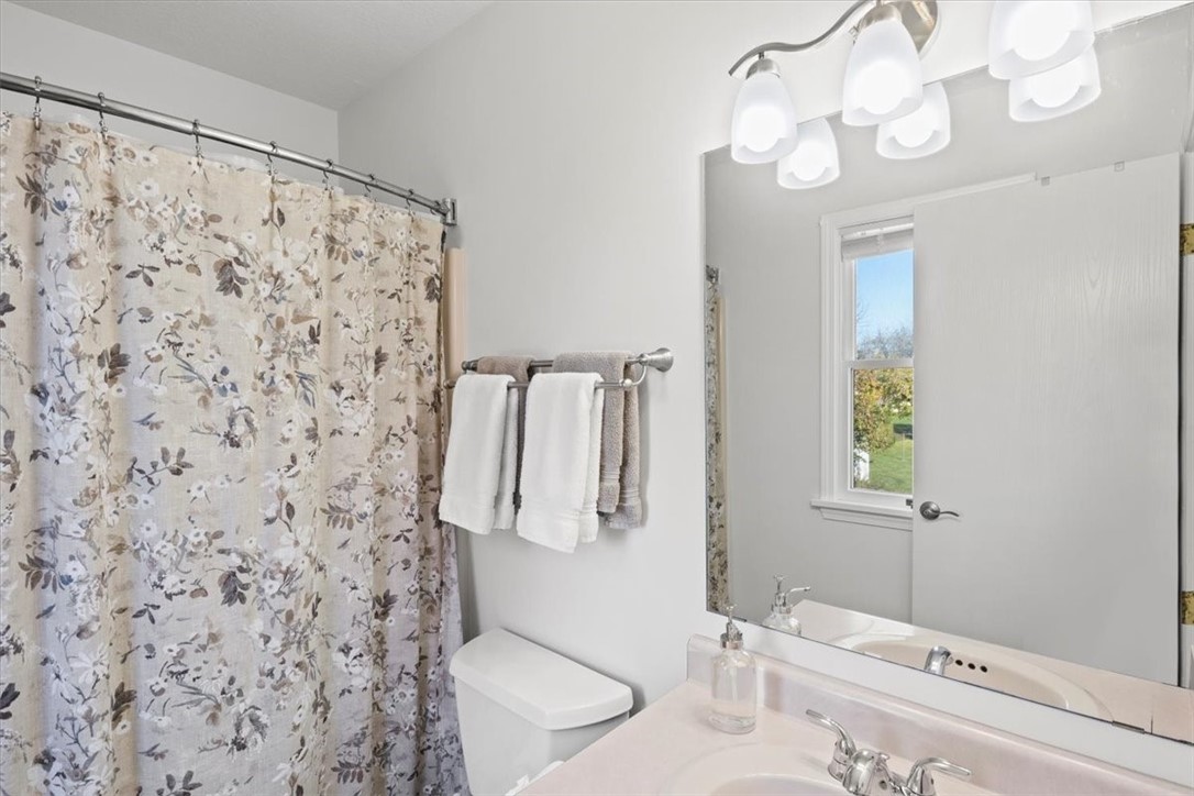 950 Meadow Ridge Lane Webster, NY 14580 - Photo 21 of 25