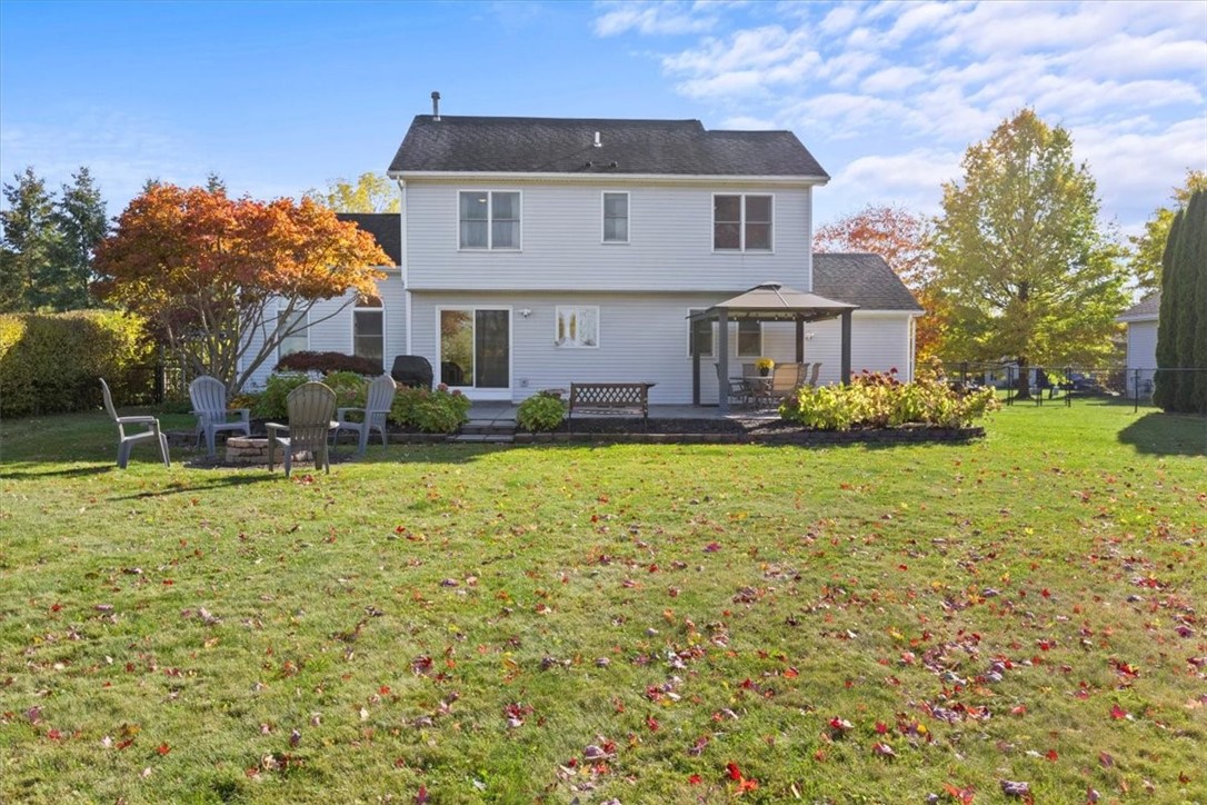 950 Meadow Ridge Lane Webster, NY 14580 - Photo 24 of 25