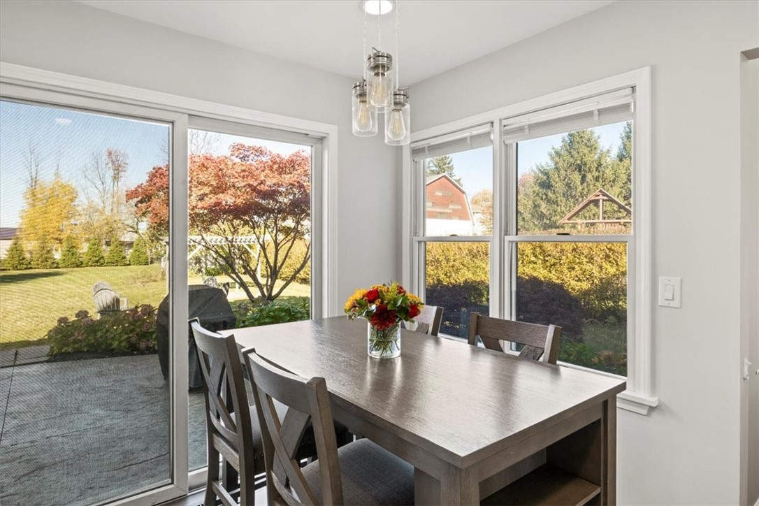 950 Meadow Ridge Lane Webster, NY 14580 - Photo 6 of 25