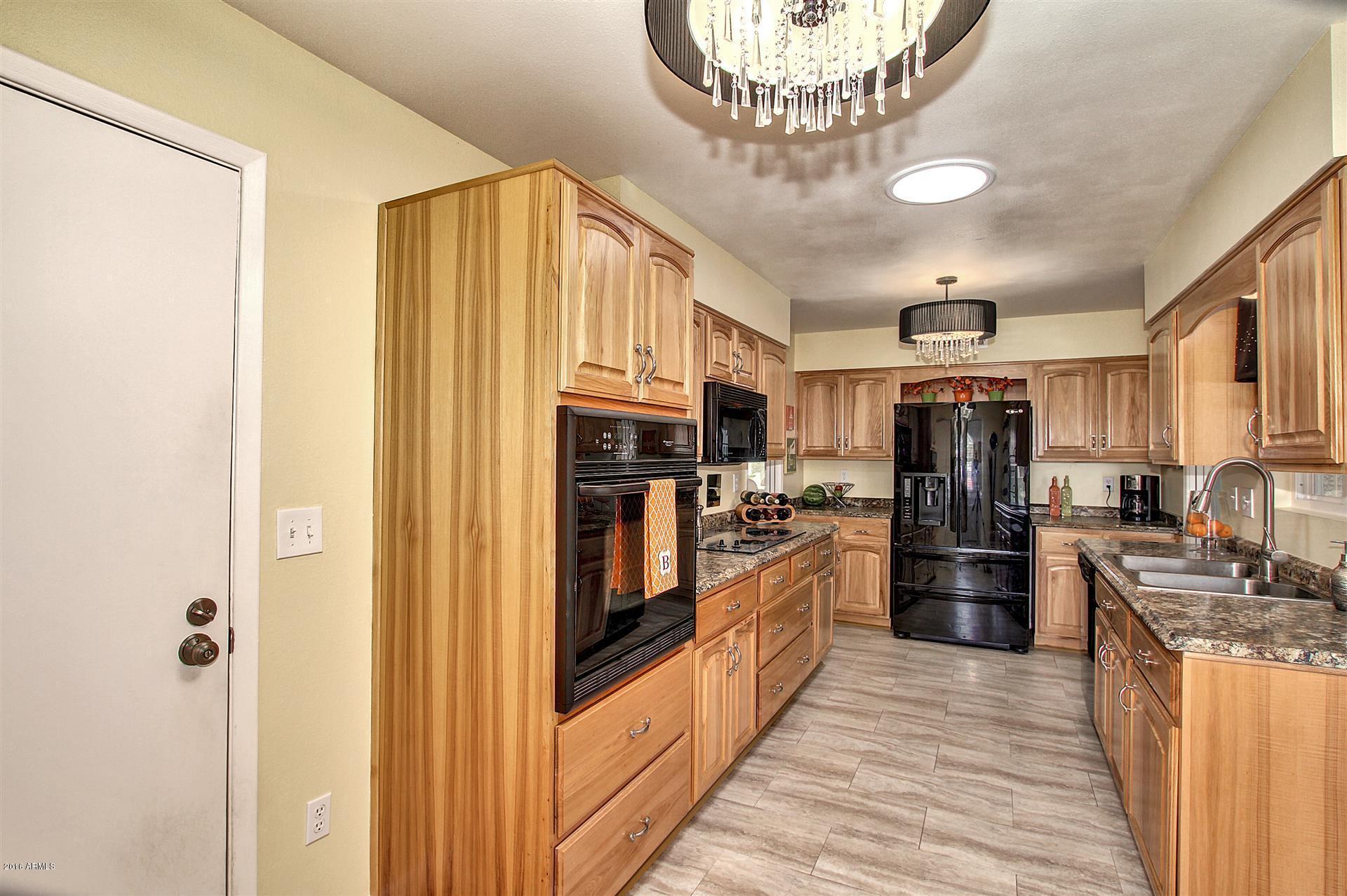 10731 West Mountain View Road Sun City, AZ 85351 - Photo 6 of 37 0006-Mountain View (6)