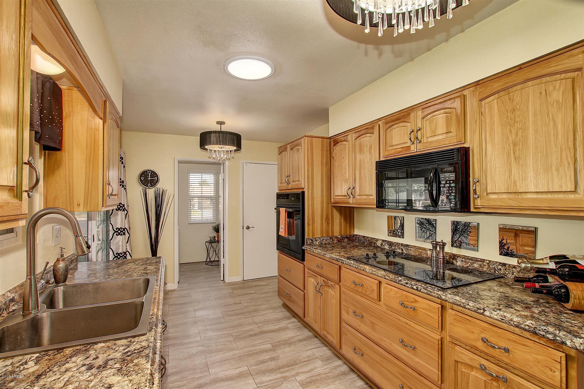 10731 West Mountain View Road Sun City, AZ 85351 - Photo 9 of 37 0009-Mountain View (9)
