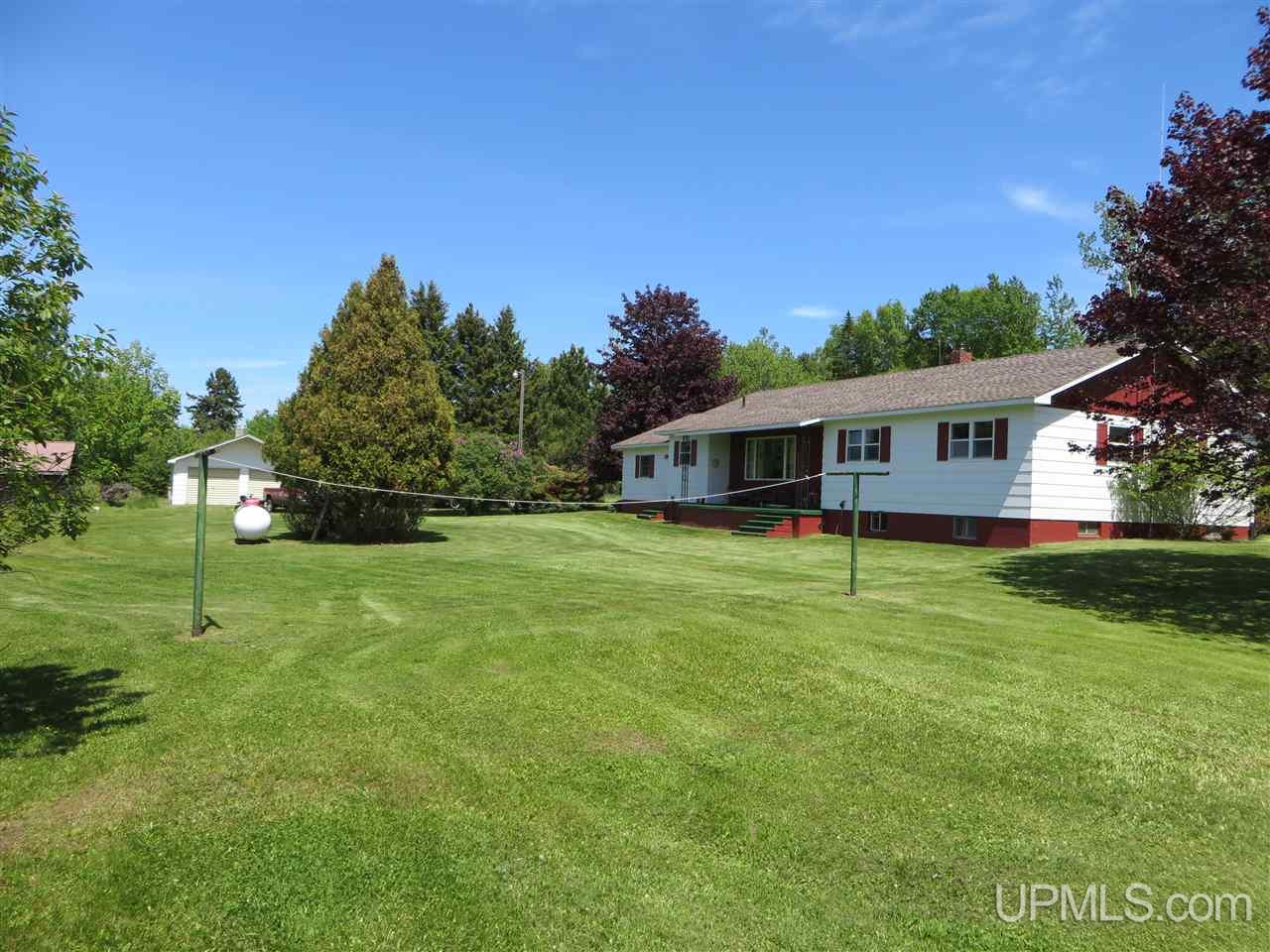 15398 Pequaming Road L'Anse, MI 49946 - Photo 29 of 36