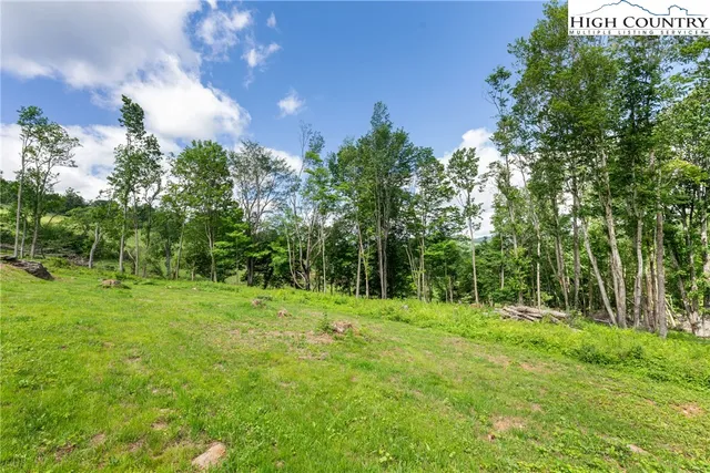 $179,900 | 342 Up The River Drive, Warrensville, NC 28693