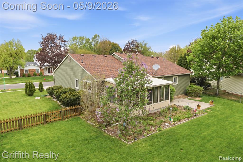 779 Oak Ridge Drive Brighton, MI 48116 - Photo 3 of 34 Gallery Image 3