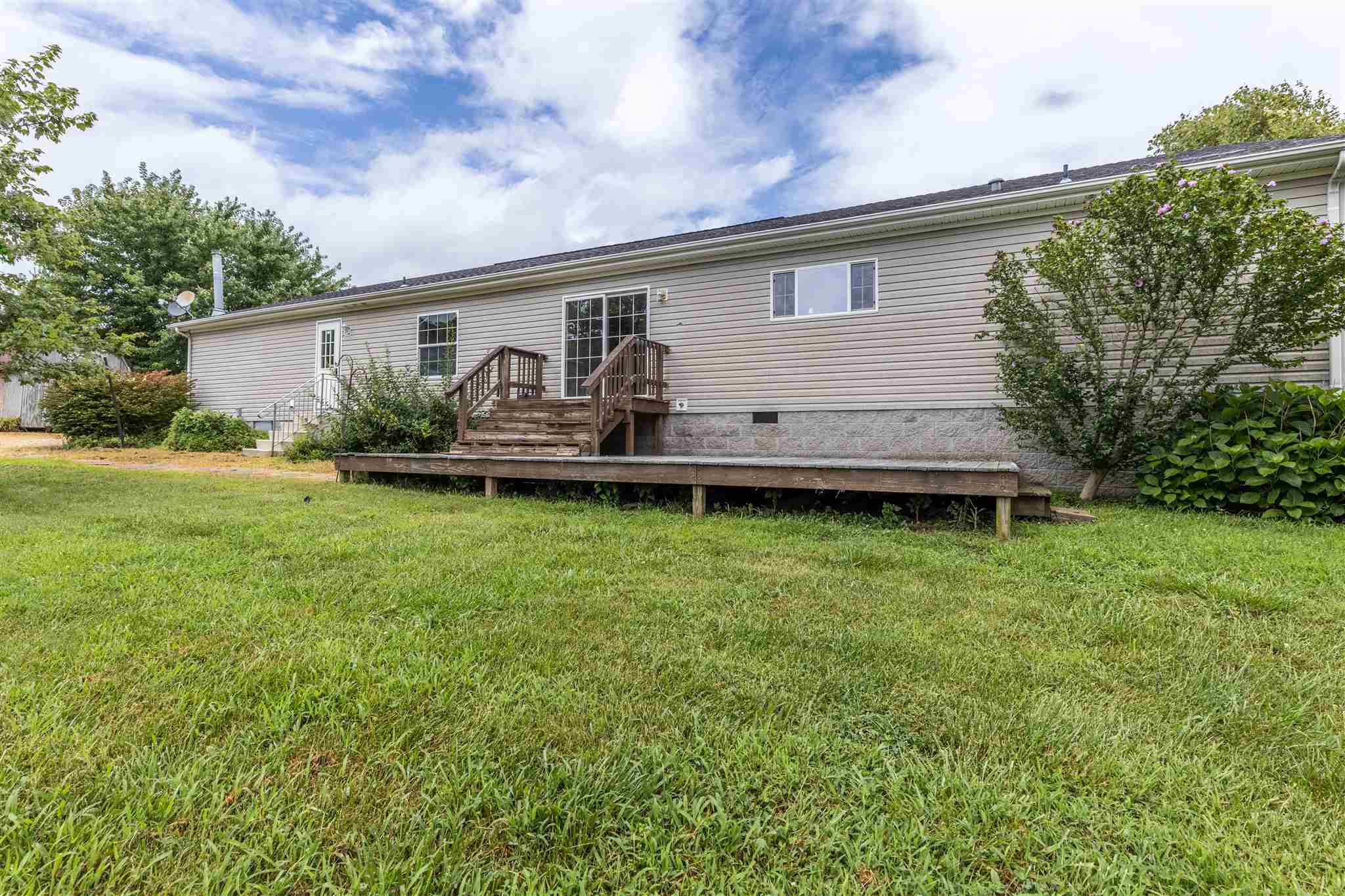 8364 Liberty Road Tell City, IN 47586 - Photo 2 of 32