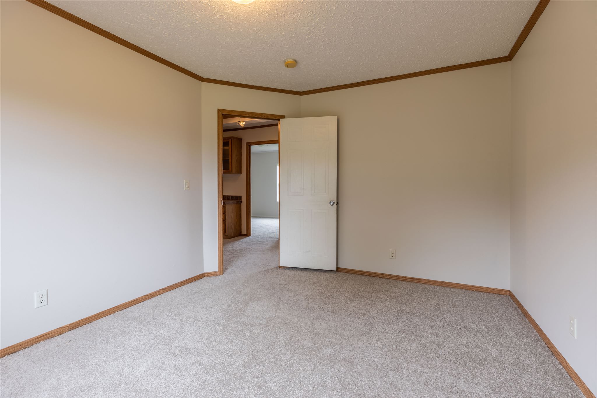 8364 Liberty Road Tell City, IN 47586 - Photo 18 of 32