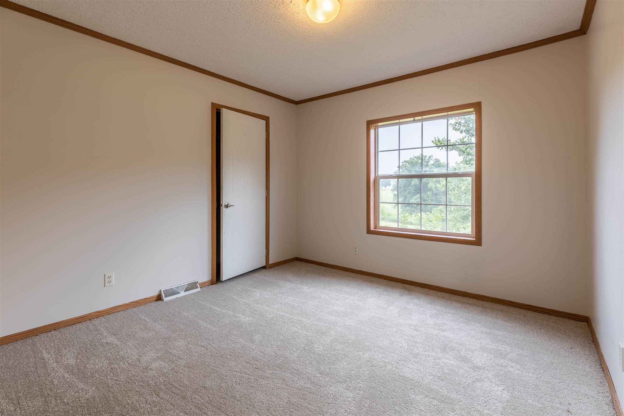 8364 Liberty Road Tell City, IN 47586 - Photo 19 of 32