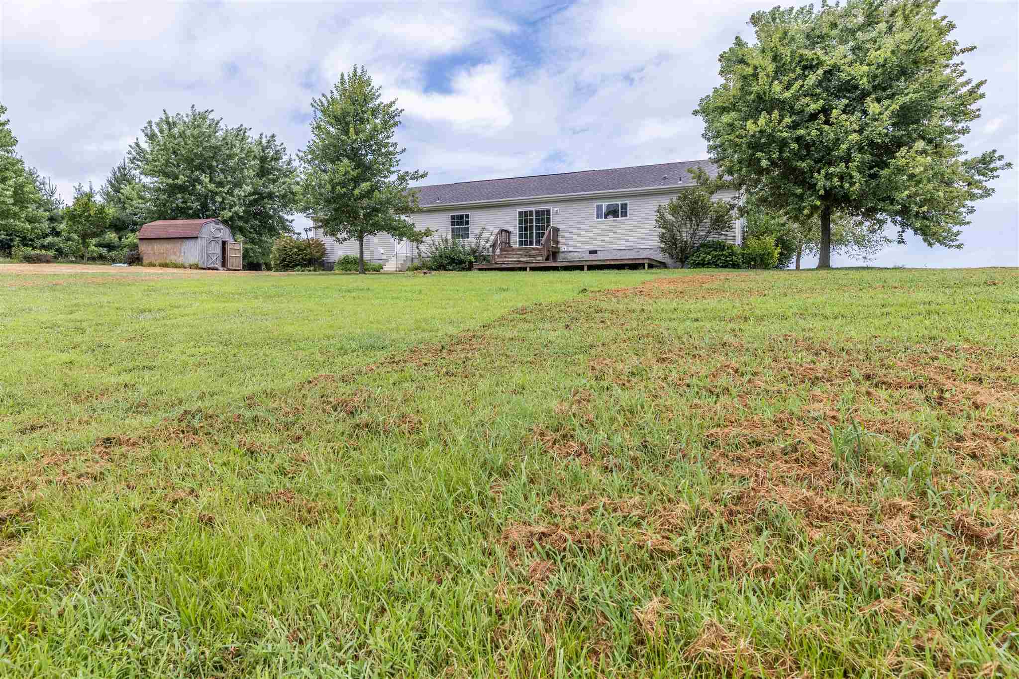 8364 Liberty Road Tell City, IN 47586 - Photo 3 of 32