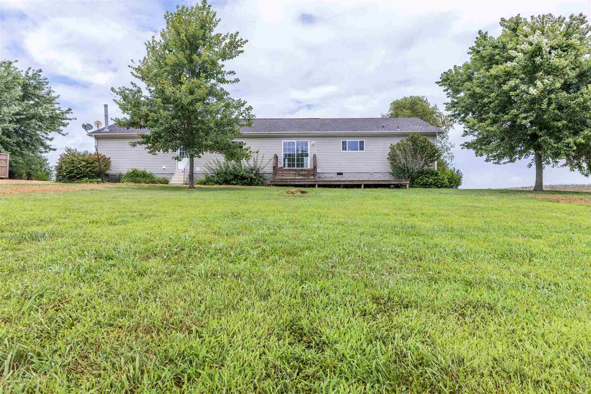 8364 Liberty Road Tell City, IN 47586 - Photo 4 of 32