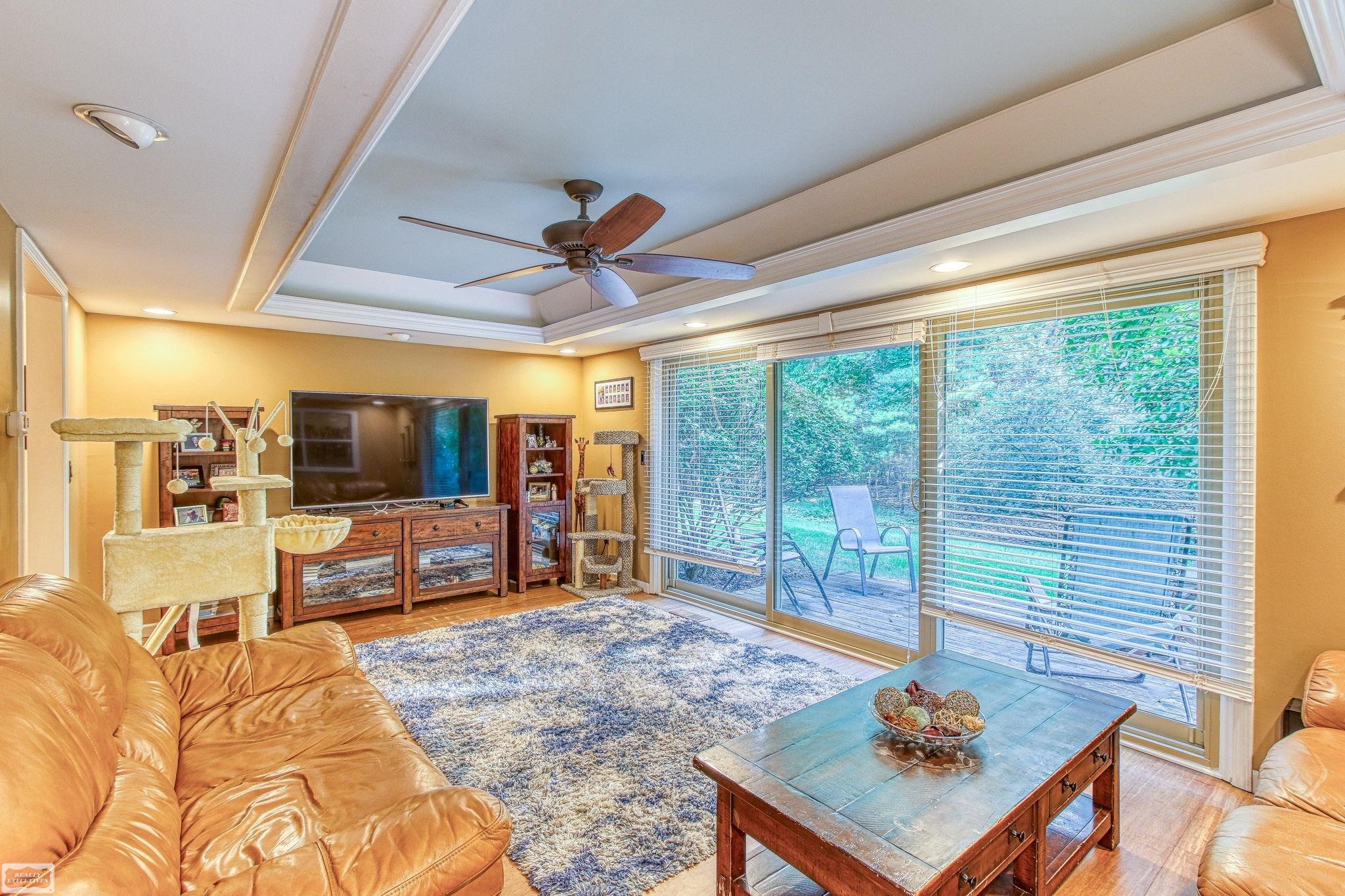 1427 Oakbrook E Drive Rochester Hills, MI 48307 - Photo 24 of 60