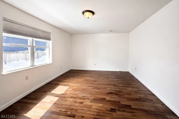 a view of empty room with window