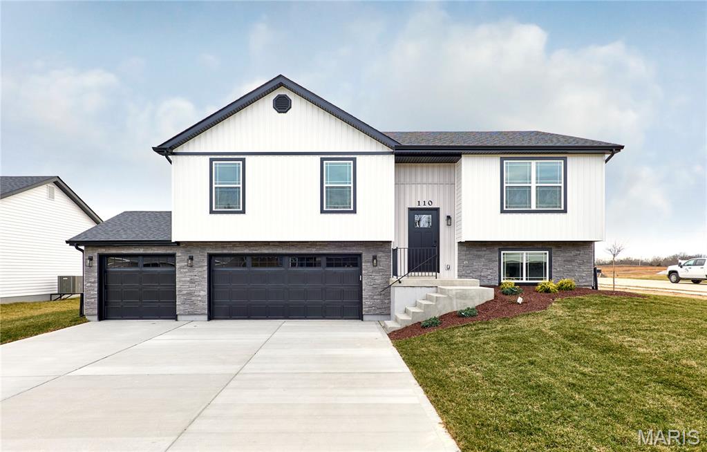 28537 Shallow Water Road Warrenton, MO 63383 - Photo 1 of 46