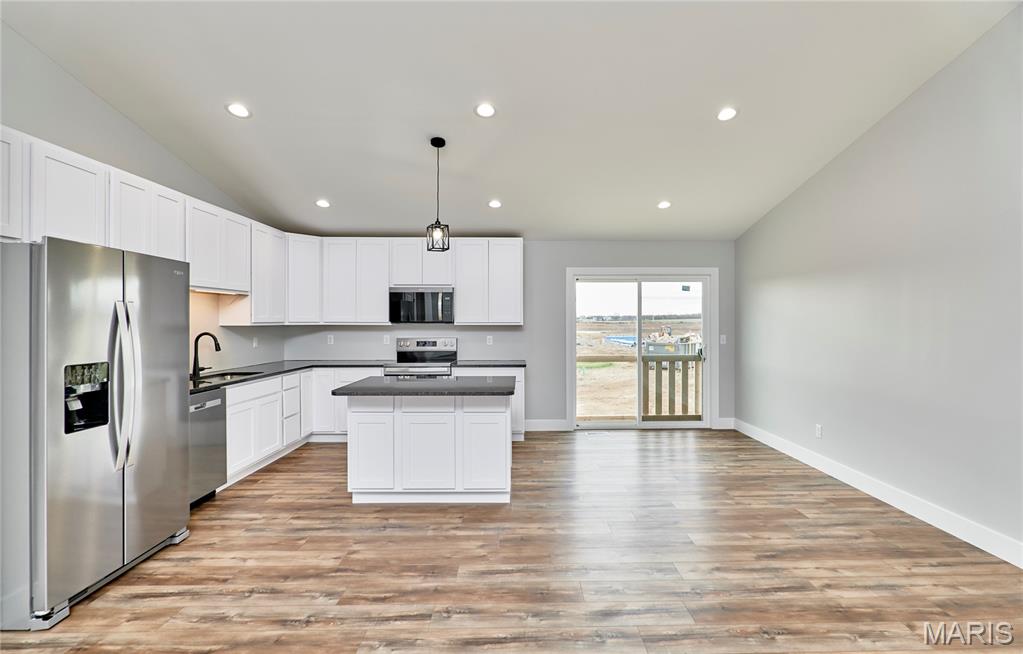 28537 Shallow Water Road Warrenton, MO 63383 - Photo 6 of 46
