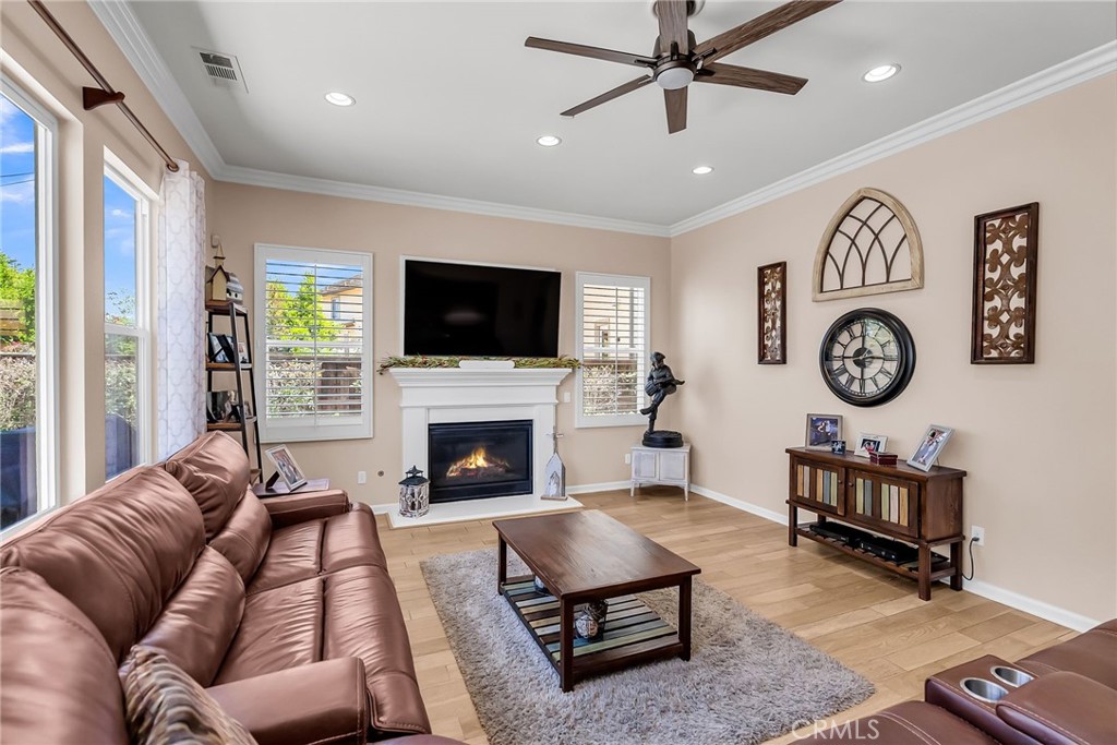 3309 Paseo De Valle Riverside, CA 92503 - Photo 14 of 50