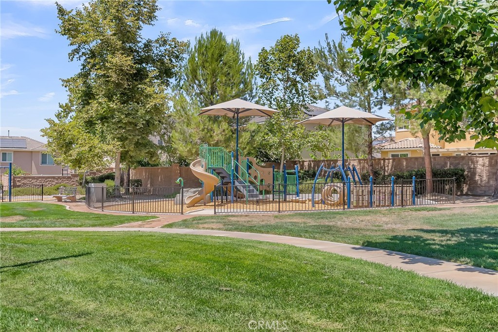 3309 Paseo De Valle Riverside, CA 92503 - Photo 43 of 50