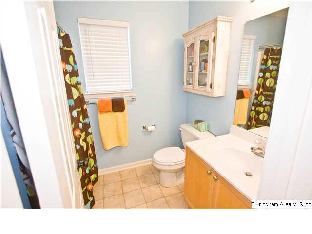407 Walker Way Pelham, AL 35124 - Photo 11 of 23