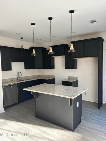 $195,000 | 32 White-Rogers Road, Prentiss, MS 39474