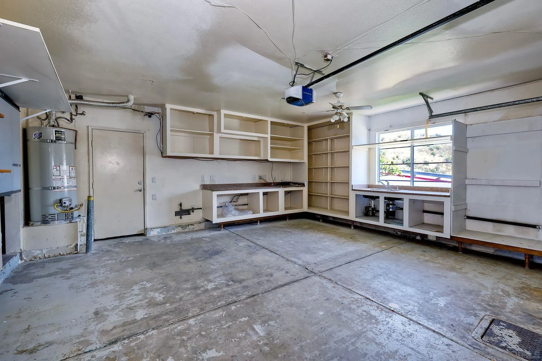 10160 Challenger Circle Spring Valley, CA 91978 - Photo 37 of 41 Gallery Image 37