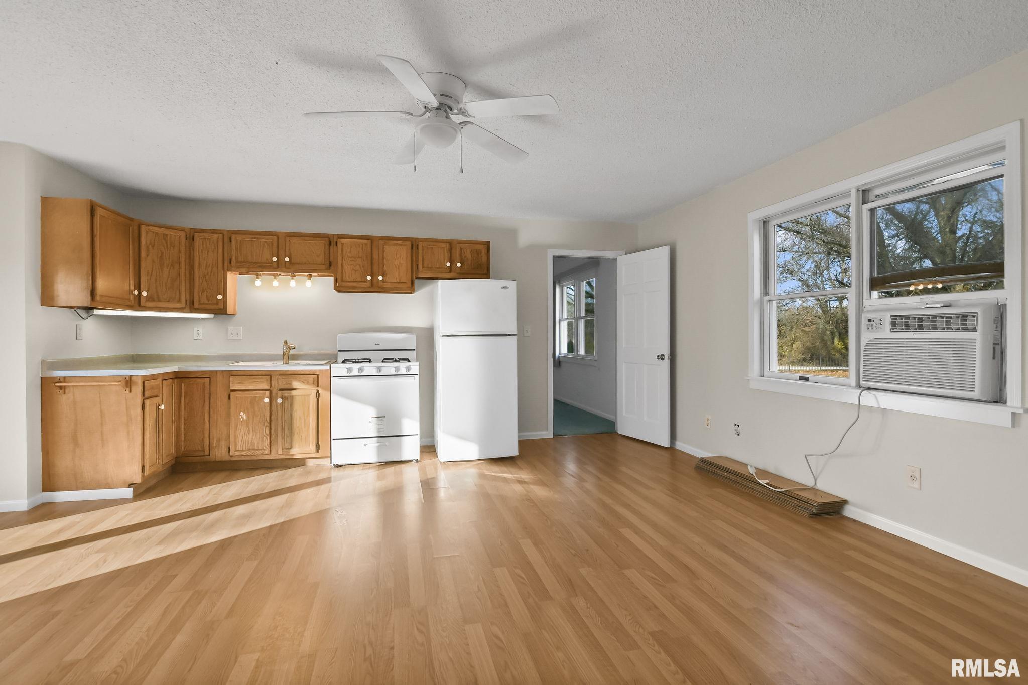 8094 South Vigal Road Pawnee, IL 62558 - Photo 12 of 44