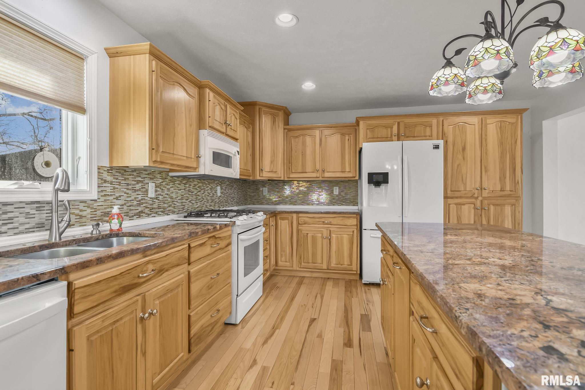 8094 South Vigal Road Pawnee, IL 62558 - Photo 16 of 44