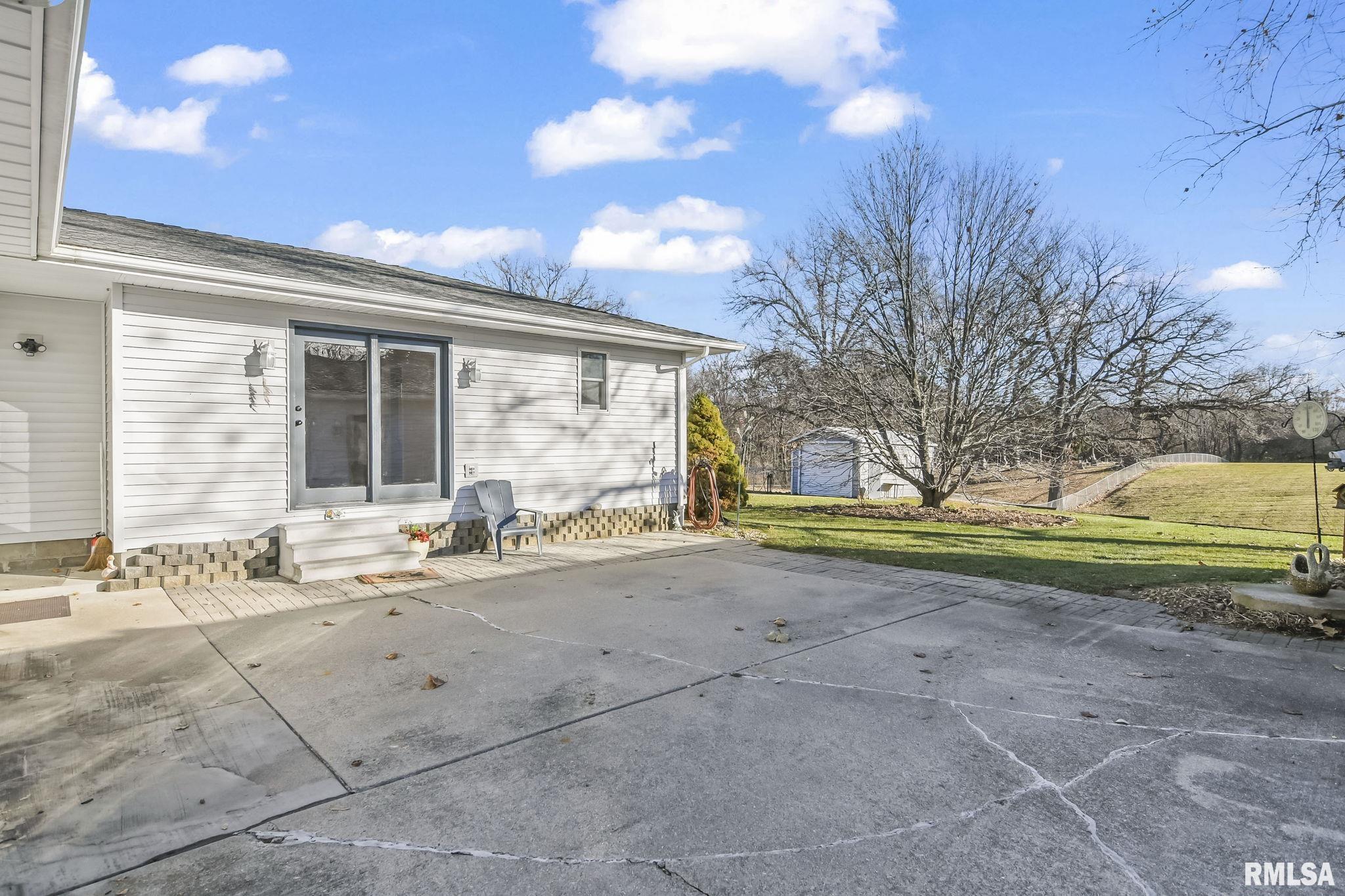 8094 South Vigal Road Pawnee, IL 62558 - Photo 40 of 44