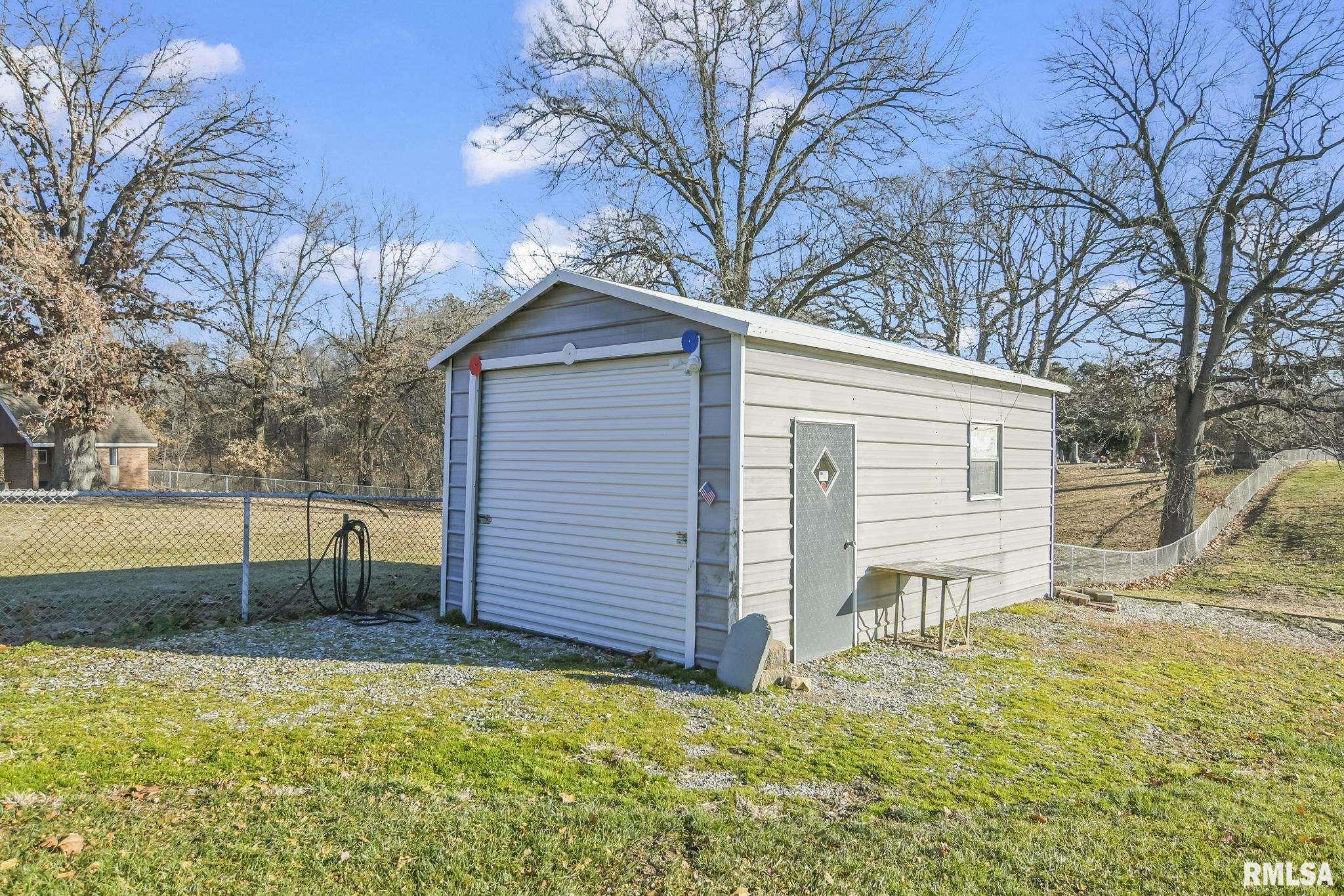 8094 South Vigal Road Pawnee, IL 62558 - Photo 43 of 44