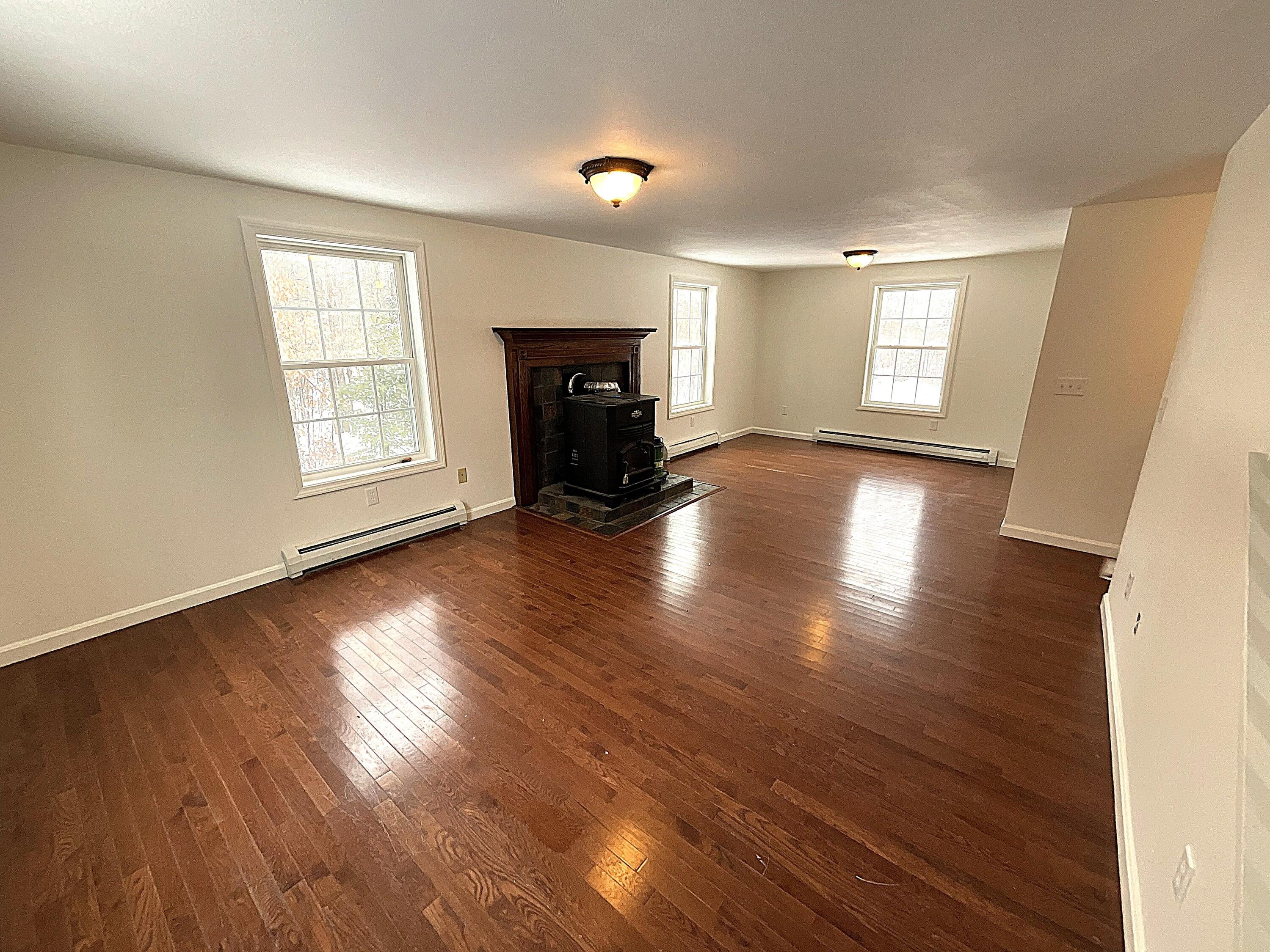 8 Evergreen Circle Limington, ME 04049 - Photo 6 of 18 Living Room