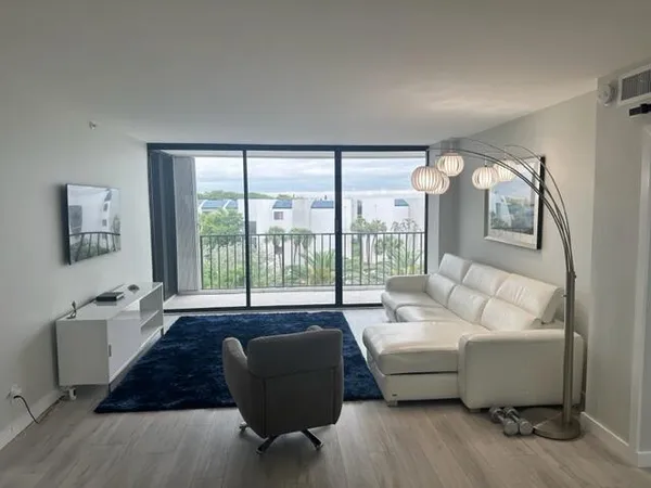 $650,000 | 1300 Florida A1A, Unit 326, Jupiter, FL 33477