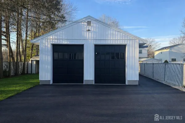 $2,000 | 66 Lincoln Avenue, Monroe Township, NJ 08831