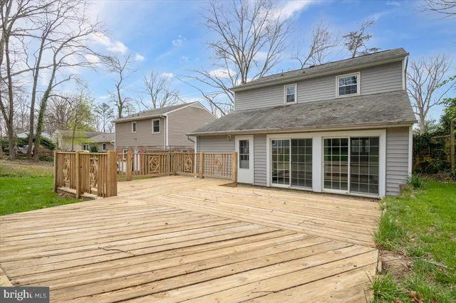 $2,300 | 181 Longstreet Avenue, Fredericksburg, VA 22401