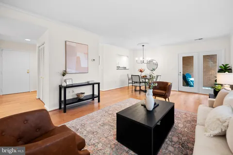$225,000 | 123 West Barre Street, Unit 402, Baltimore, MD 21201