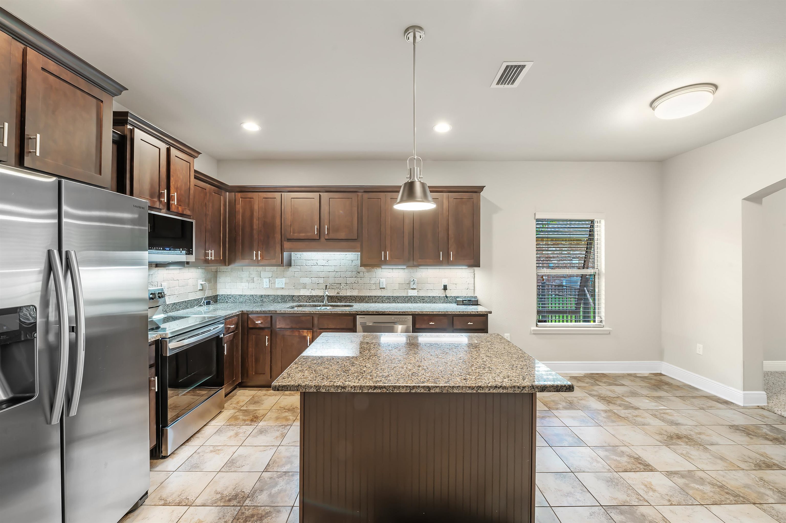 1204 Surrey Loop Foley, AL 36535 - Photo 12 of 42