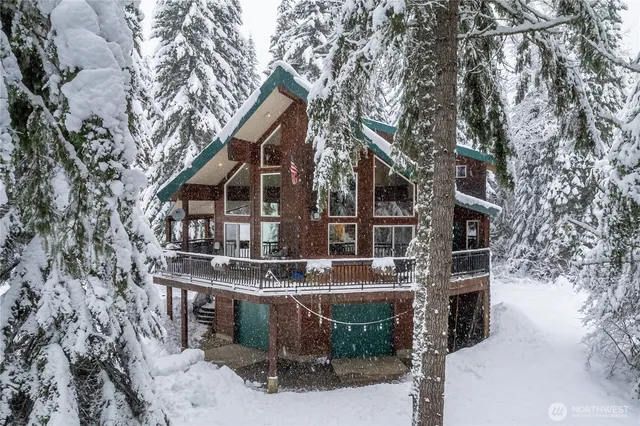 $849,950 | 351 Lost Lake Road, Easton, WA 98925